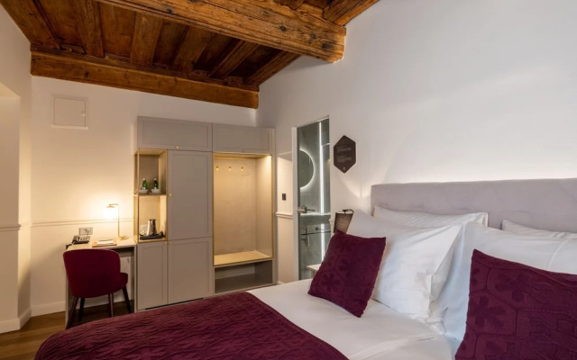 Hotel Heritage