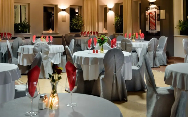 Tailor Hotel Sport & Conference