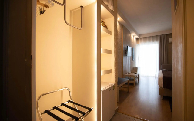 Nidimos Hotel