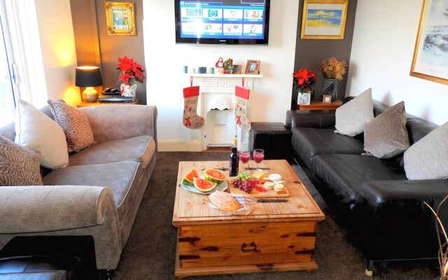 Croyde Beach Haven 6 Bedrooms