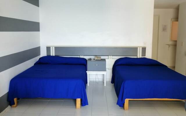 Spectacular Twin Towers Suite