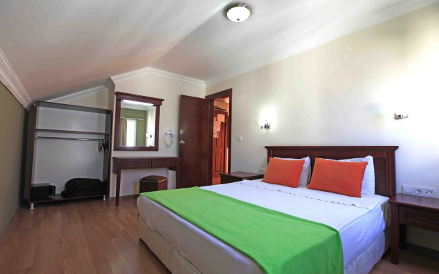 Sunlight Garden Hotel
