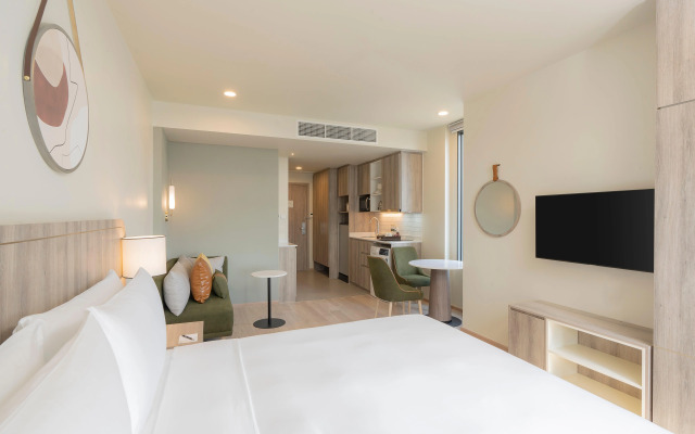 Staybridge Suites Bangkok Sukhumvit by IHG