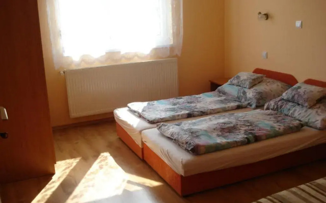 Sunshine Apartment
