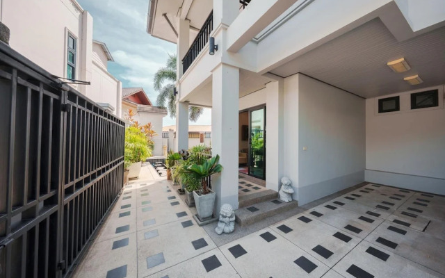 Patak 3 Bedroom Private Pool Villa