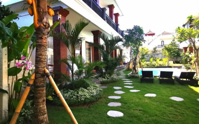 Santi HomeStay