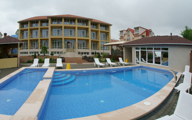 Золотой лев (Песчаное)