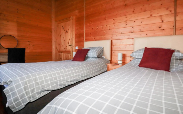 Cherry Lodge