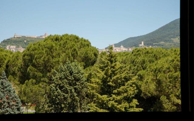 Hotel Mom Assisi