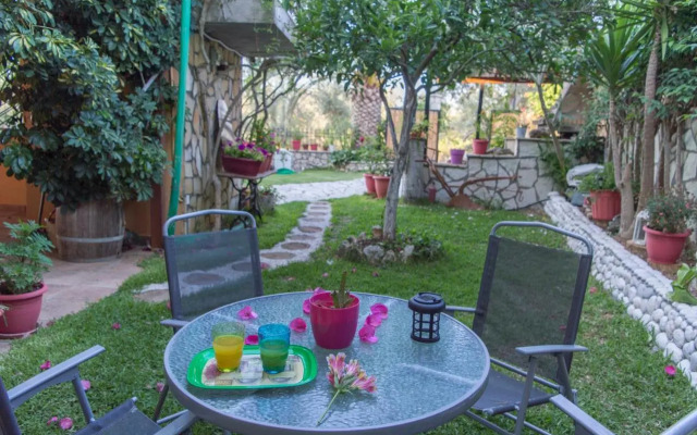 Stavros Apartments