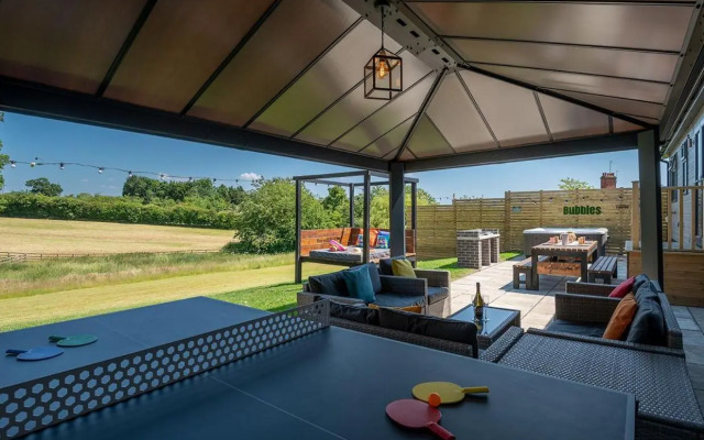 Raywell Hall Country Lodges