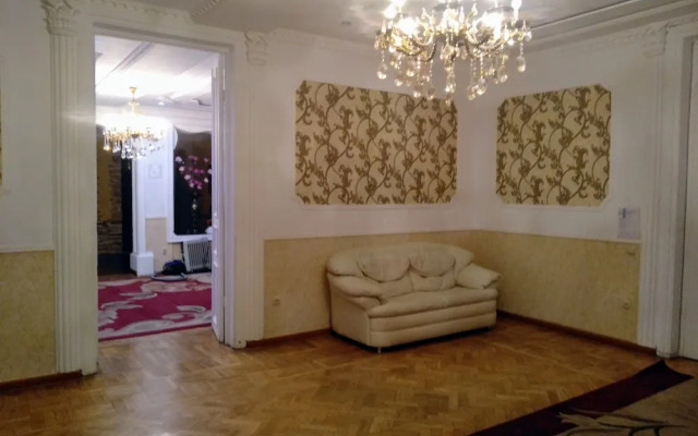 Edemi Hotel