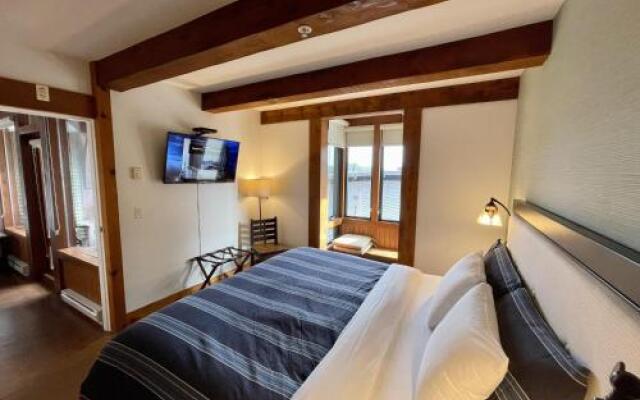 Whiskey Landing #210 Seaside by Natural Elements Vacation Rentals