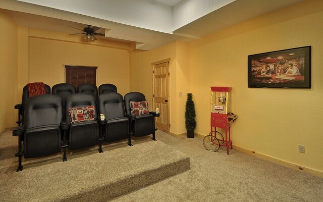 Kings Mountain Lodge - 4 Br Cabin