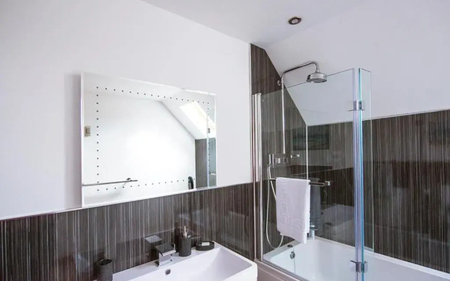 Tower Ridge Courtyard