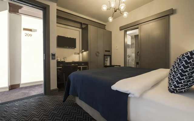 Nabu Hotel
