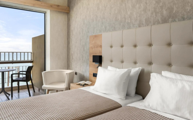 Stefania Beach Hotel