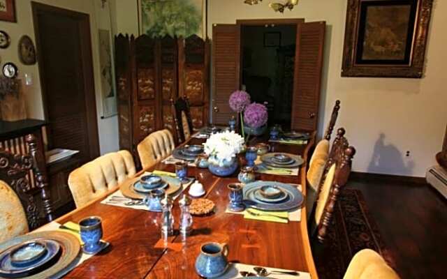 Alpenhof Bed and Breakfast