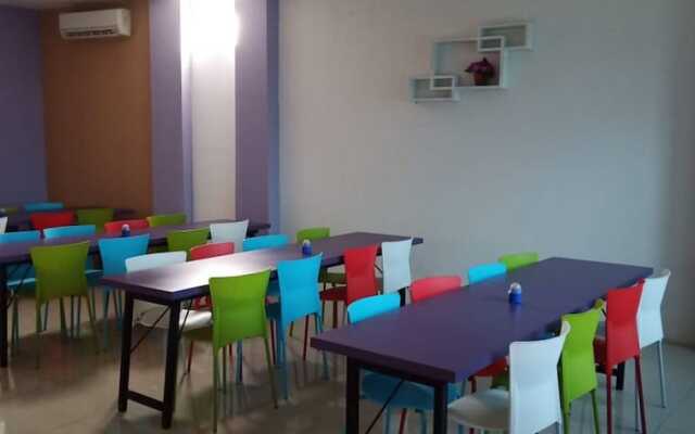 Hotel Ungu Pas Kangen Bekasi