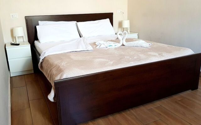 Tortora Room in Garibaldi Square