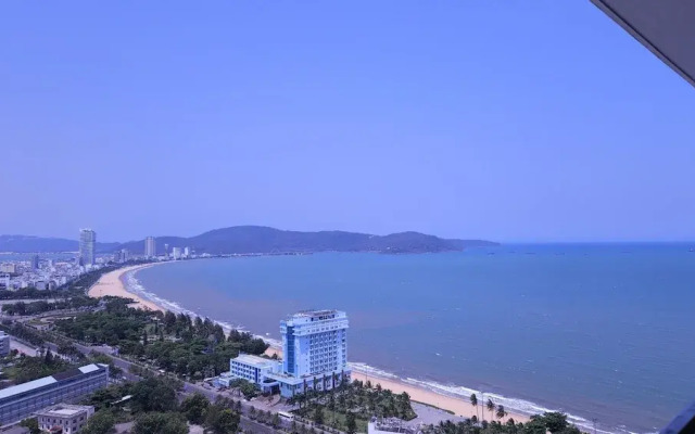 Flc Sea Tower - ChillNow