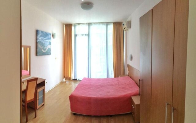 Trakia Plaza Apartments