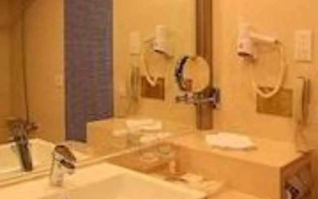 Shenzhen Hotel Company Bathhouse