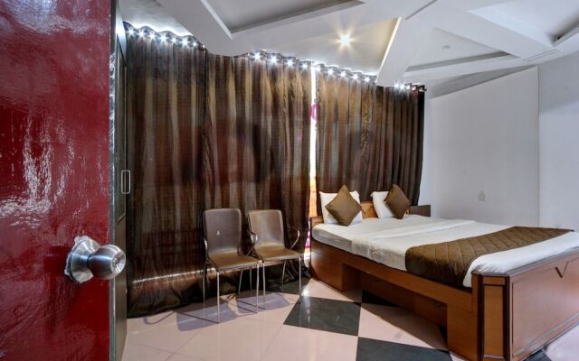 SPOT ON 41143 Hotel Nash Inn