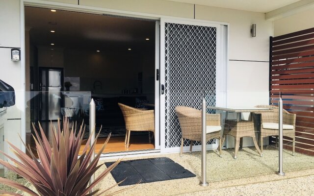 Balmoral Apartment Binalong Bay