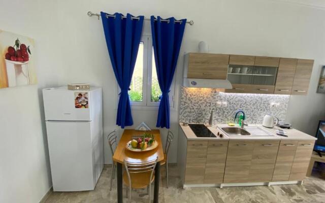 Patras Blue Suite