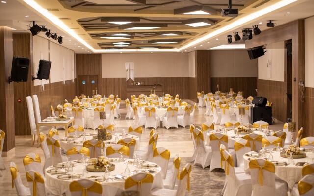 Engin Otel