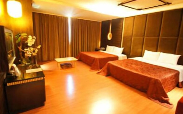 Beveriy Garden Motel