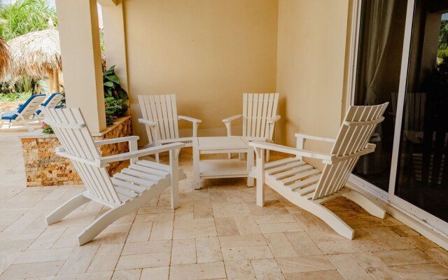 Best Quality 2-bedroom Apartment 2 km From Eagle Beach