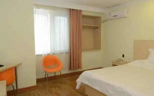 Super 8 Zhenjiang Maisha