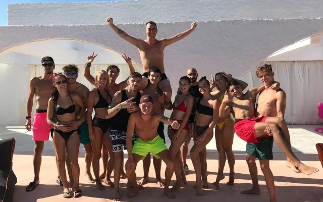 Black Amber Boutique Hotel