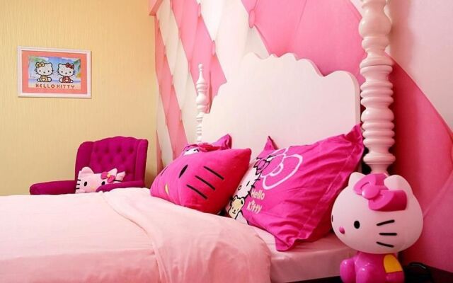 Hello Kitty Inn