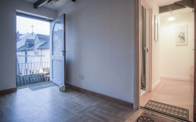 The Penthouse At The Mews - 2 Bedroom Apartment - Tenby