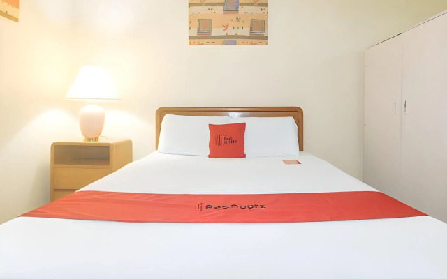 Broadway Court Apartelle