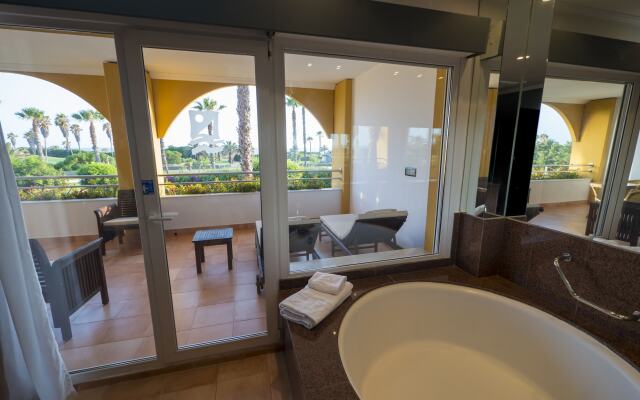 Playaballena Hotel