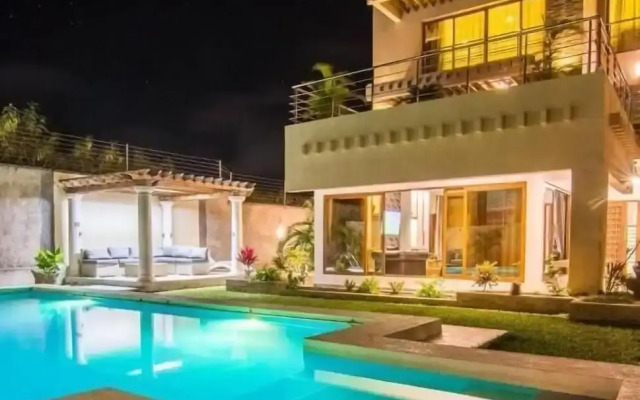 Stay.Plus Diani Luxurious Villa