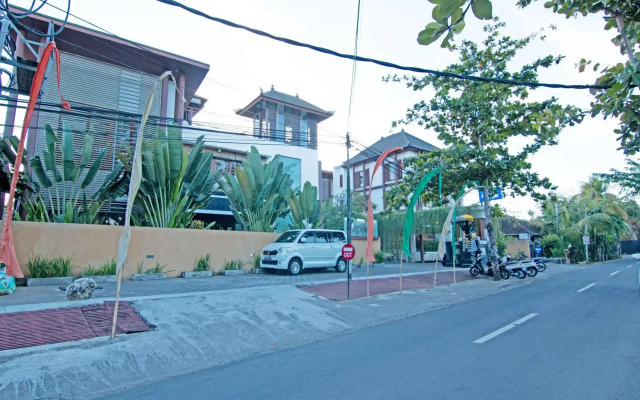 ZEN Premium Umalas Kerobokan