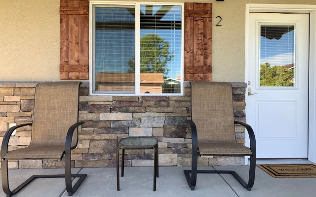 Bybee's Steppingstone Motel