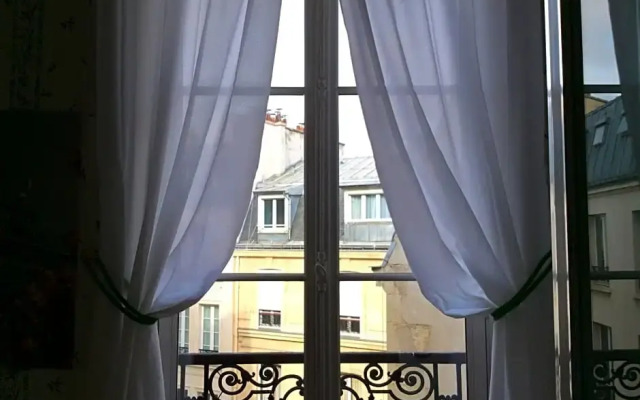 Bed and Breakfast Paris Arc de Triomphe