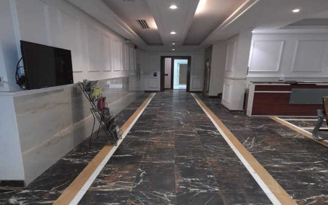 Fayiqa Plaza Furnished Apartments