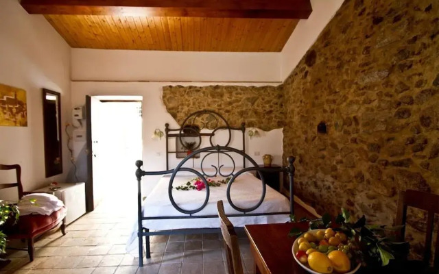 B & B Stillachiara