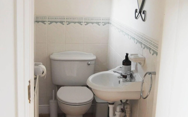 Beautiful 5-bed House in Stow-on-the-wold