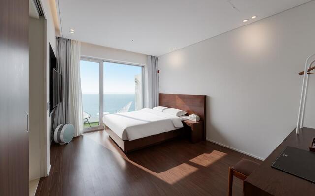 La Terrace Club Hotel n Villa