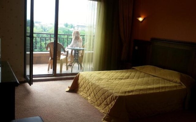 Boliari Hotel