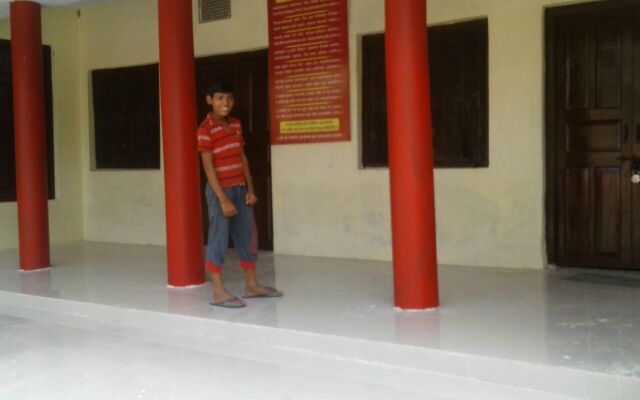 Bhajan Ashram Neelkanth