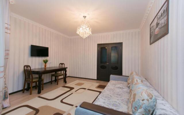 Cozy apartment on Sarayshyq street 5E